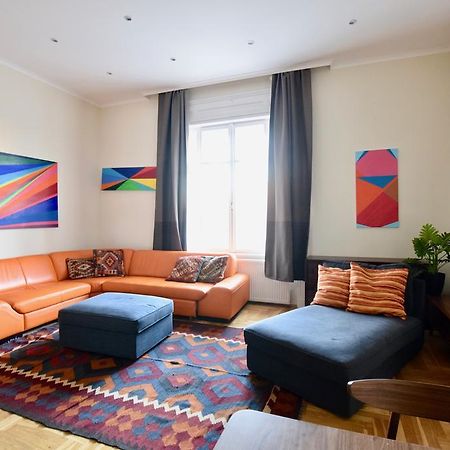 Luxury Apartment By Hi5 - Kiraly Street Suite Будапеща Екстериор снимка