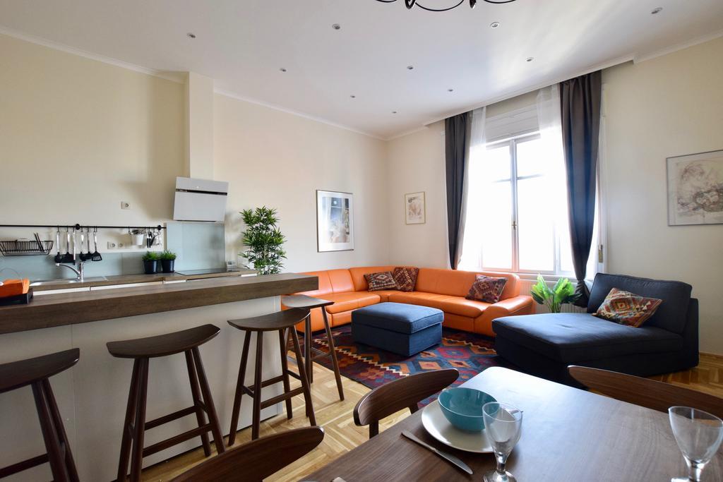 Luxury Apartment By Hi5 - Kiraly Street Suite Будапеща Екстериор снимка